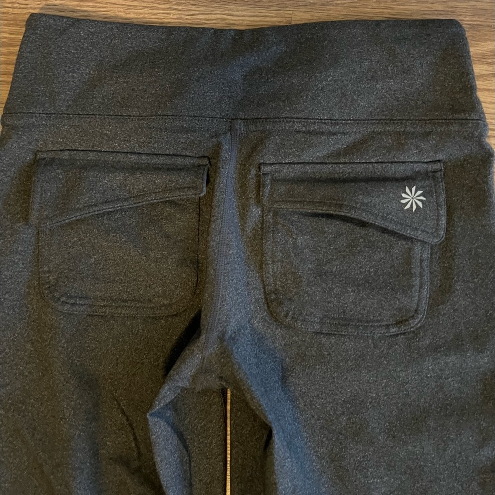ATHLETA STRAIGHT LEG leggings with pockets